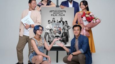 Sinopsis Jatuh Cinta Seperti di Film-Film: Kisah Cinta Ringgo Agus Rahman dan Nirina Zubir di Layar Lebar